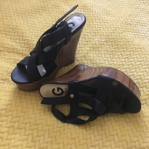 Guess leather wedge sandals
